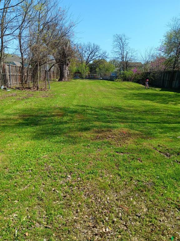 4700 Gaston Avenue Property Photo 1