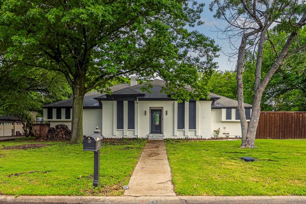 5117 Greensboro Drive Property Photo 1