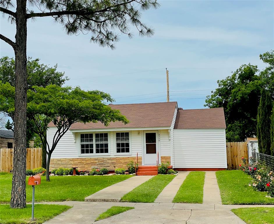 2110 Meander Street Property Photo