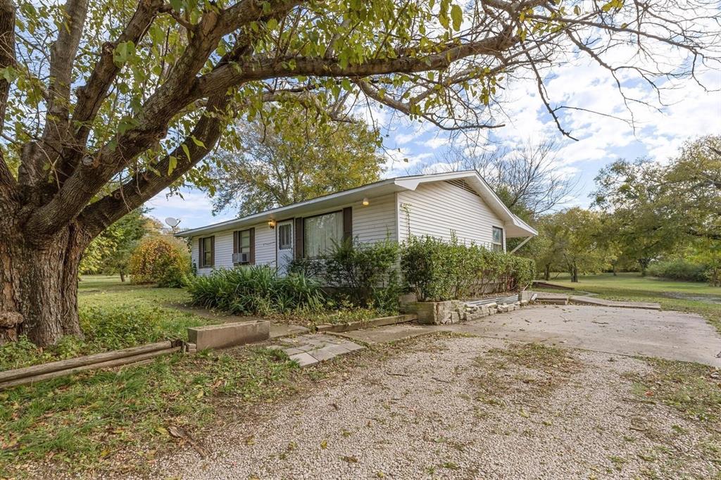 2314 Castle Drive Property Photo