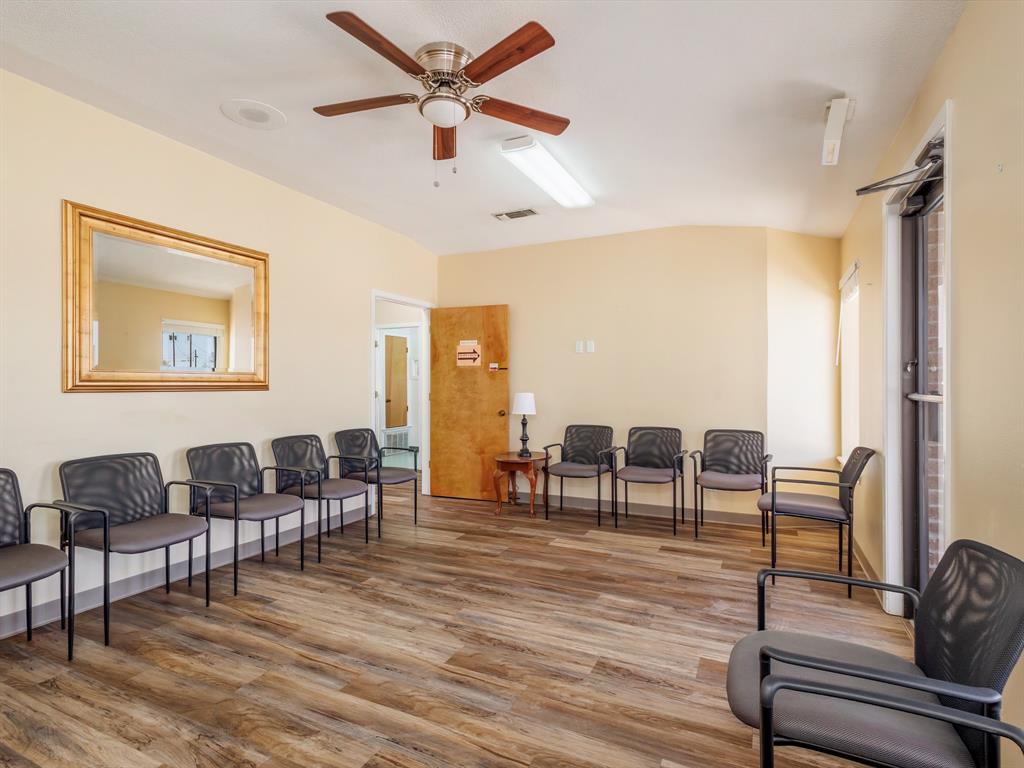 106 S Park Drive Property Photo 8
