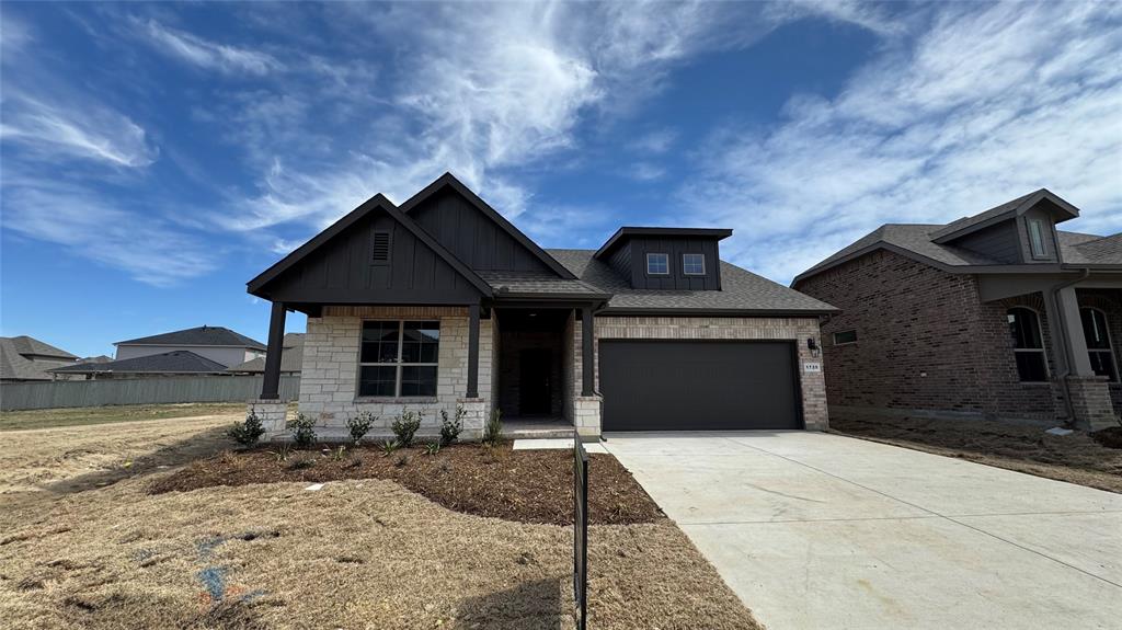 1725 Red Bud Trail Property Photo