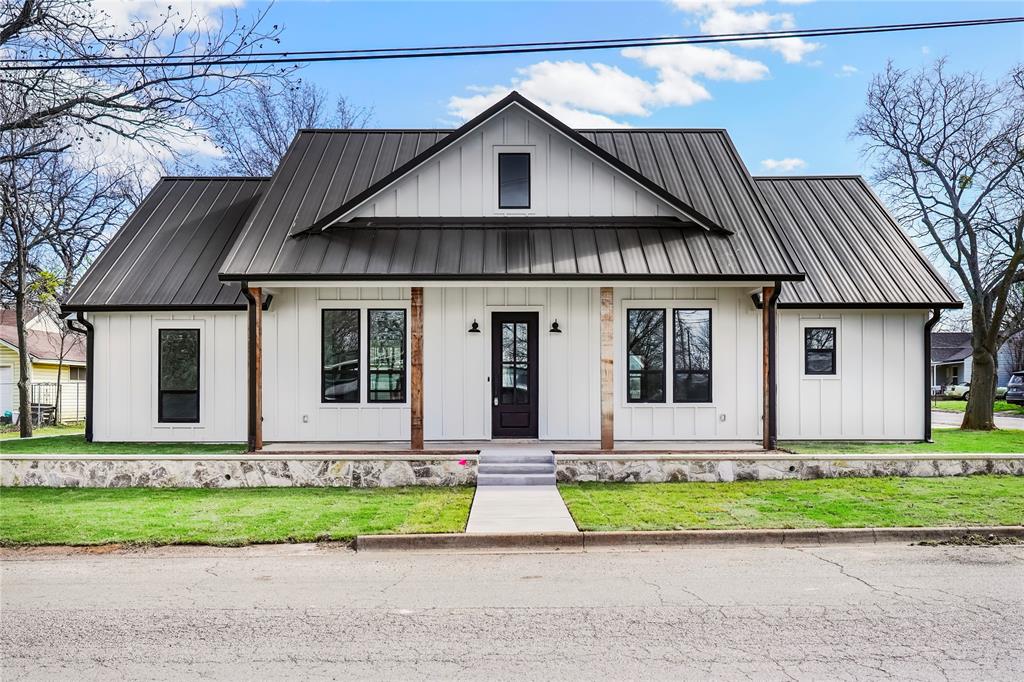 Jacksboro Real Estate Listings Main Image