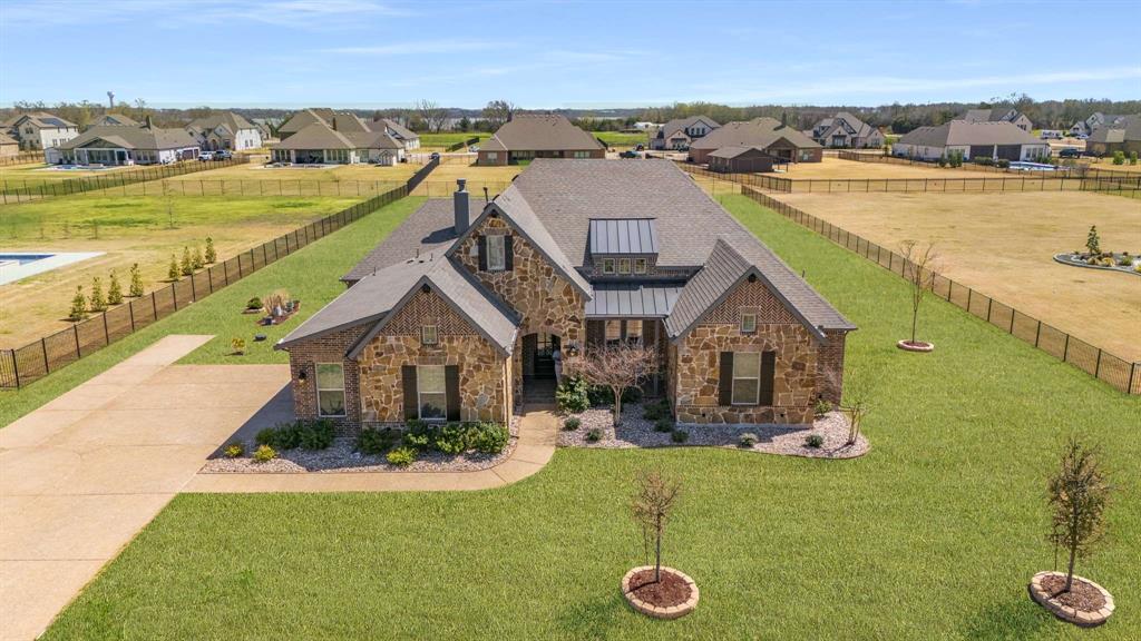 1040 Sugar Bars Drive Property Photo 3