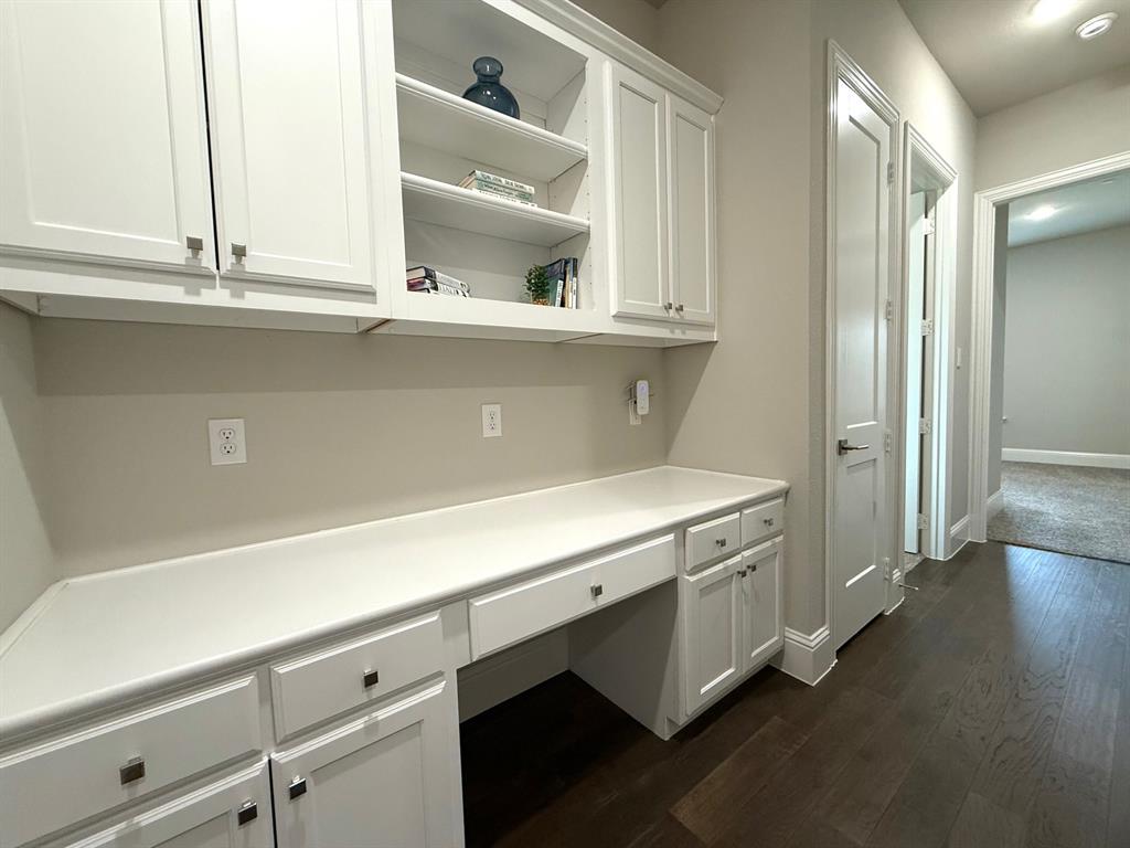 1040 Sugar Bars Drive Property Photo 23