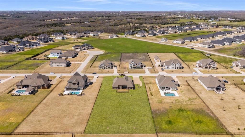 1040 Sugar Bars Drive Property Photo 33