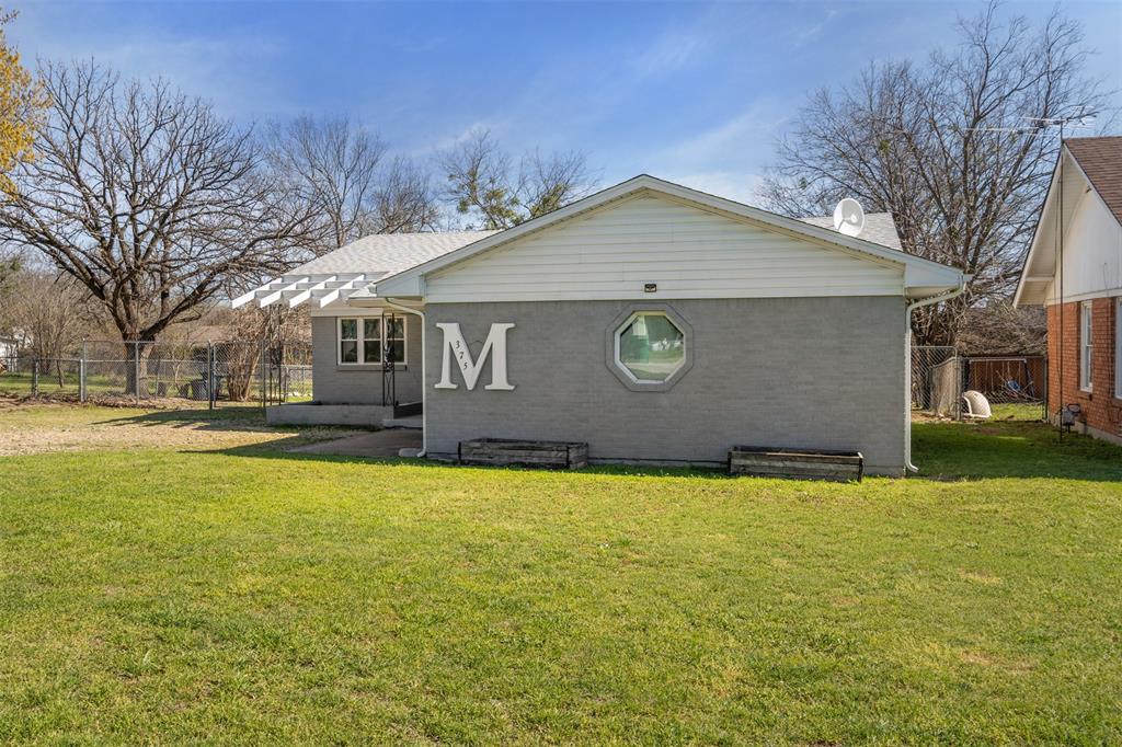 Rhome Real Estate Listings Main Image