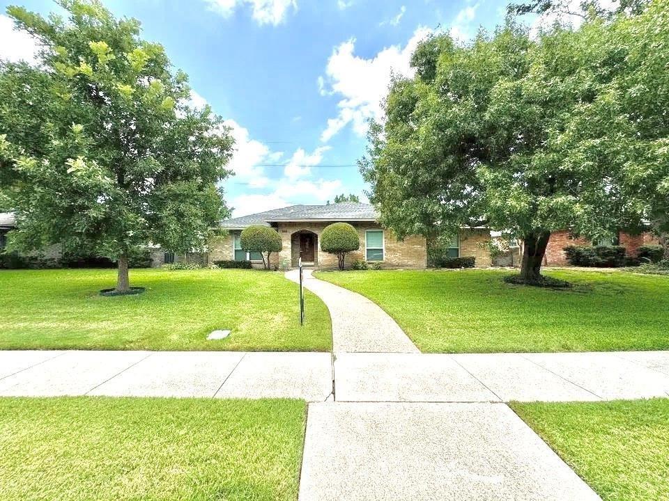 909 Hillsdale Drive Property Photo