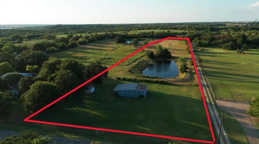 1400 Tipps Road Property Photo