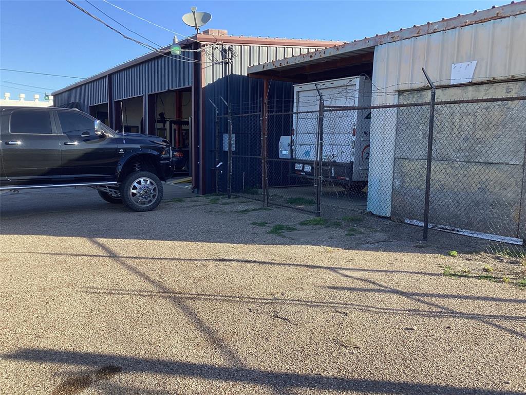 123 N 7th Street Property Photo 26