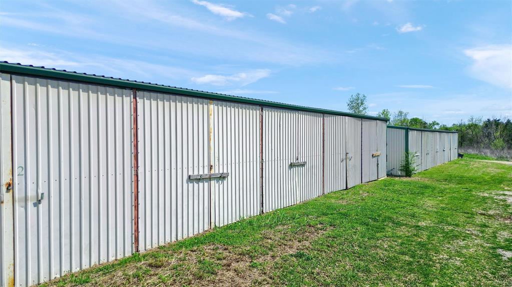 470 Lazy Acres Circle Property Photo 4