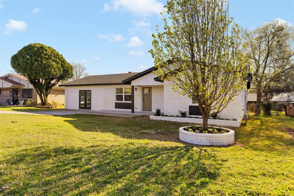 6509 Tina Court Property Photo