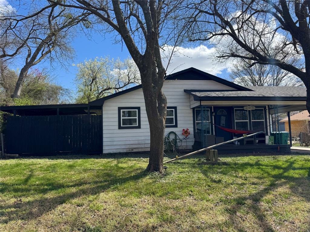 2028 E Jones Street Property Photo