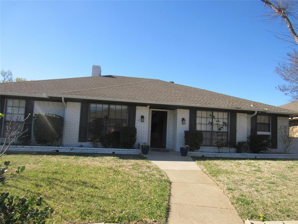9754 Amberley Drive Property Photo