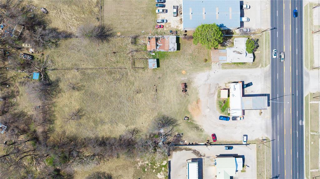 417,419,421 Early Boulevard Property Photo 6