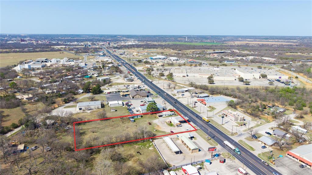 417,419,421 Early Boulevard Property Photo 7