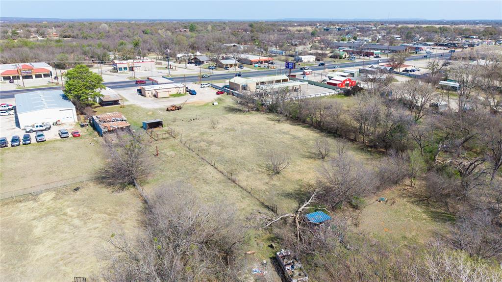 417,419,421 Early Boulevard Property Photo 9