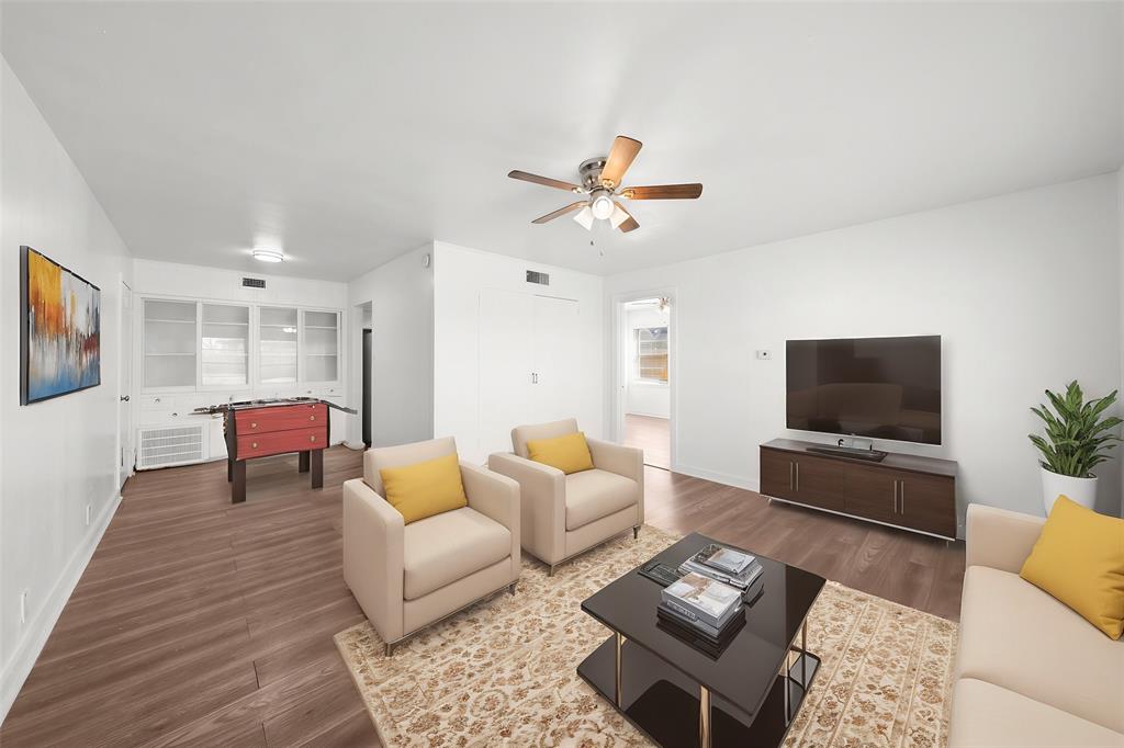523 S Travis Street Property Photo