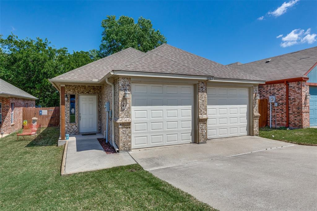 1017 Story Book Lane Property Photo