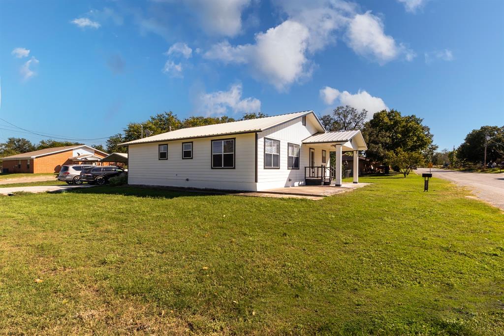 Comanche Real Estate Listings Main Image