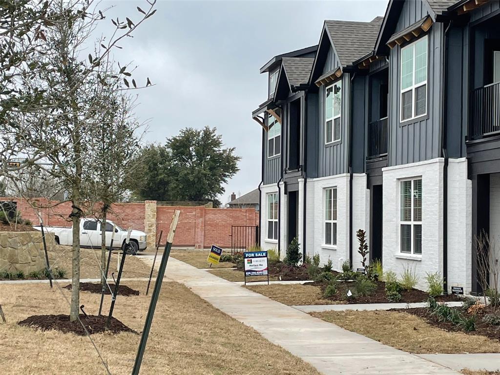 Real Estate Main Image