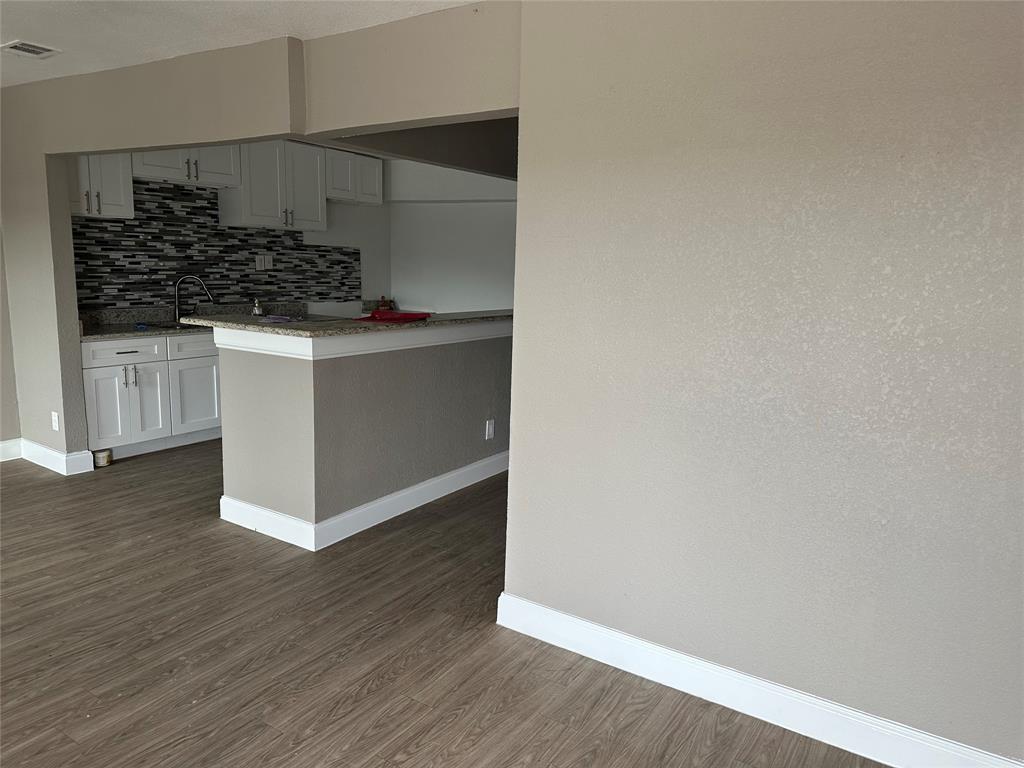 3349 Interstate 30 Property Photo 2