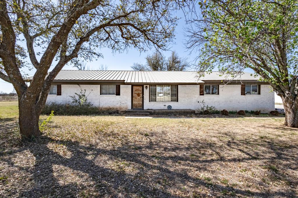 Bangs Real Estate Listings Main Image