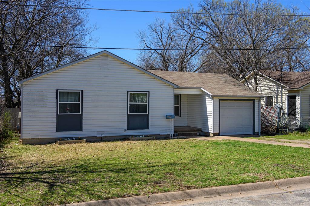 2106 N Alexander Street Property Photo