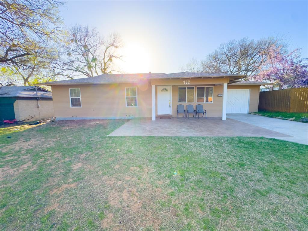 702 Henslee Drive Property Photo