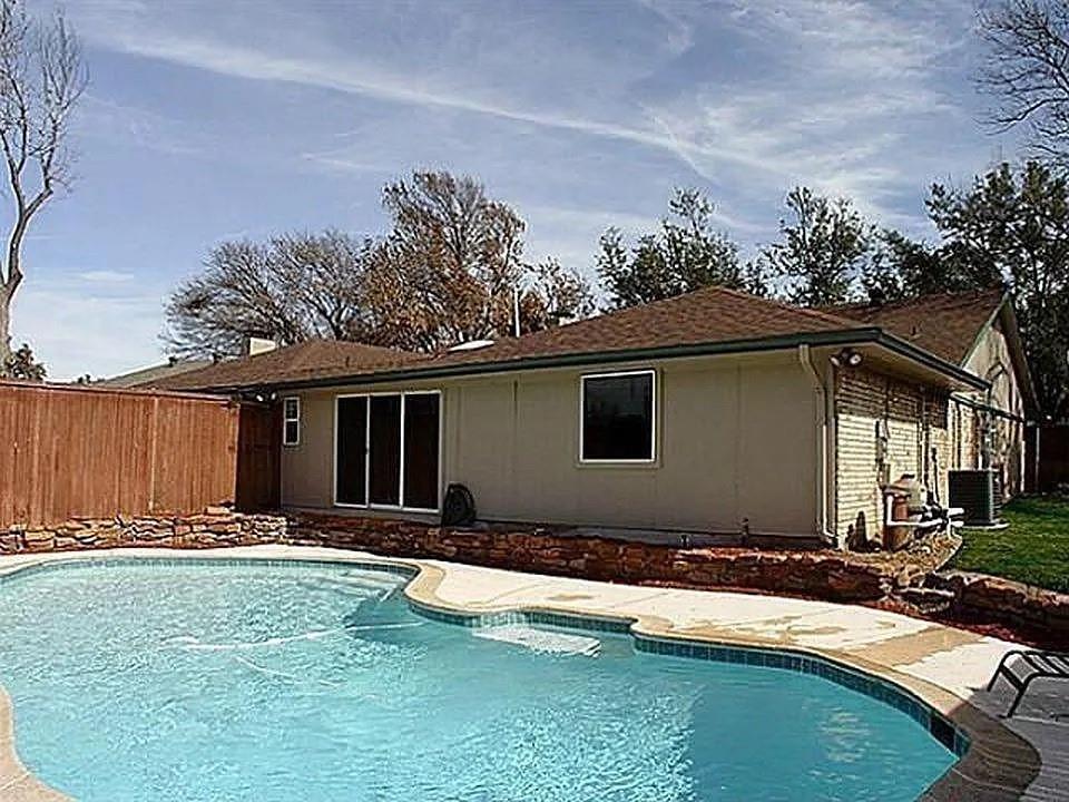 16105 Longvista Drive Property Photo
