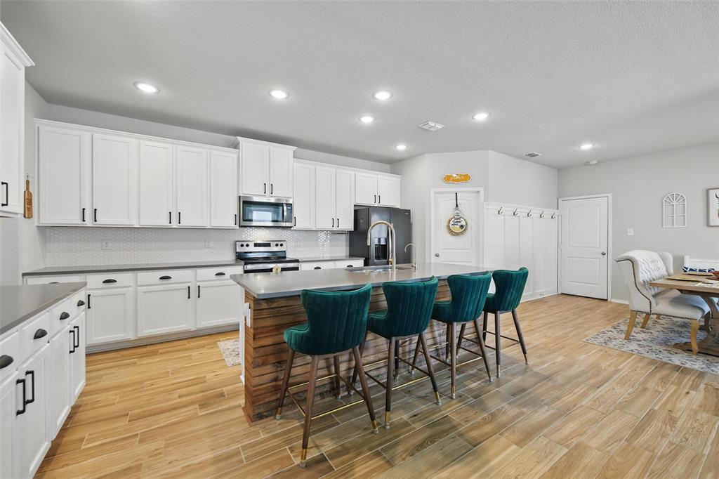 6028 Bowie Court Property Photo