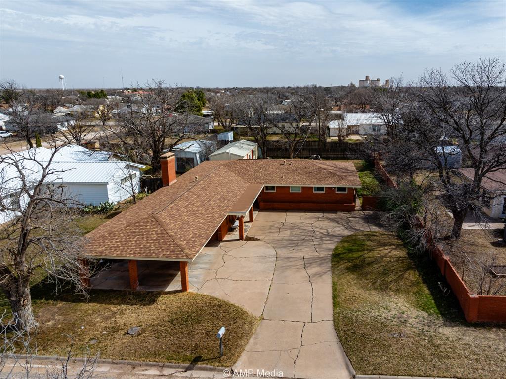131 Nw I Avenue Property Photo 2