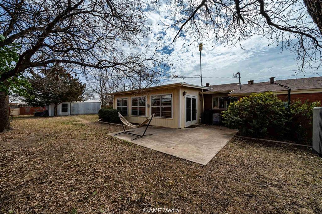 844 Nw 1 Street Property Photo 24