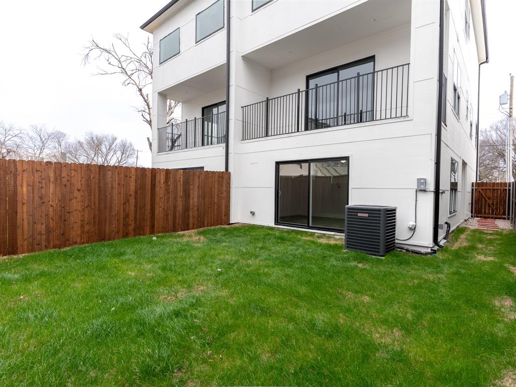 907 Bayonne Street Property Photo