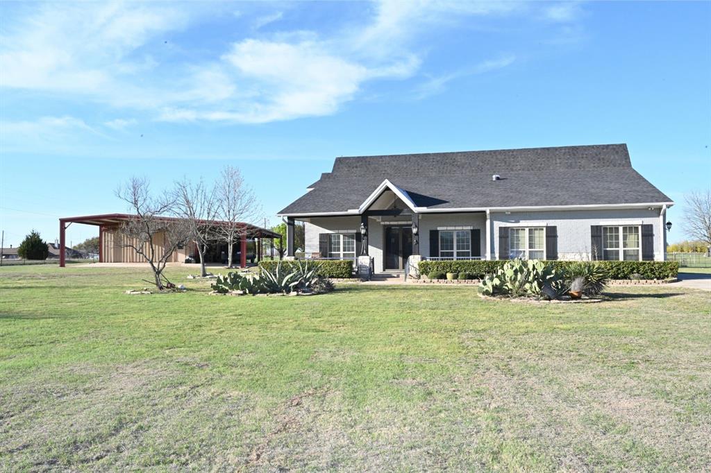5811 W Highland Road Property Photo