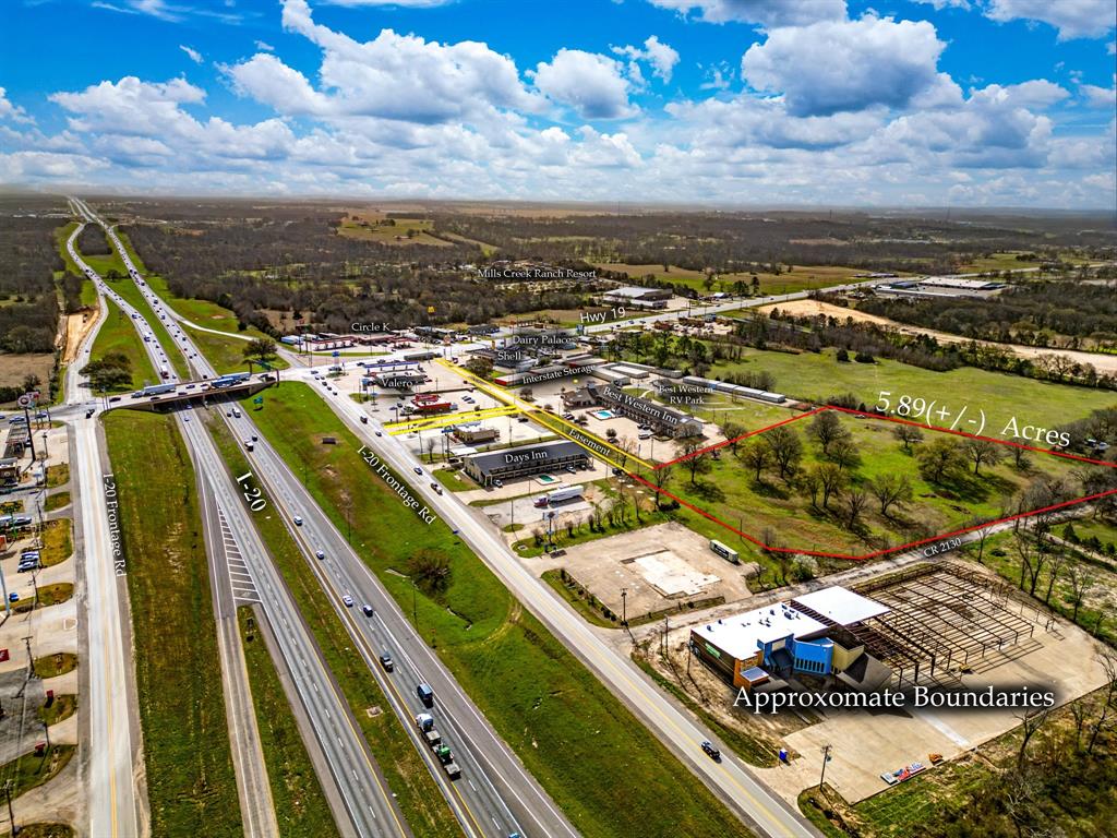 2351 N Trade Days Boulevard Property Photo