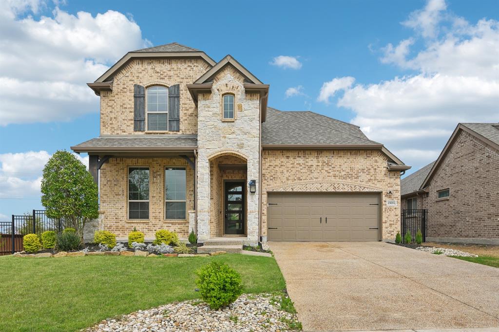 1909 Old Charm Trail Property Photo 1