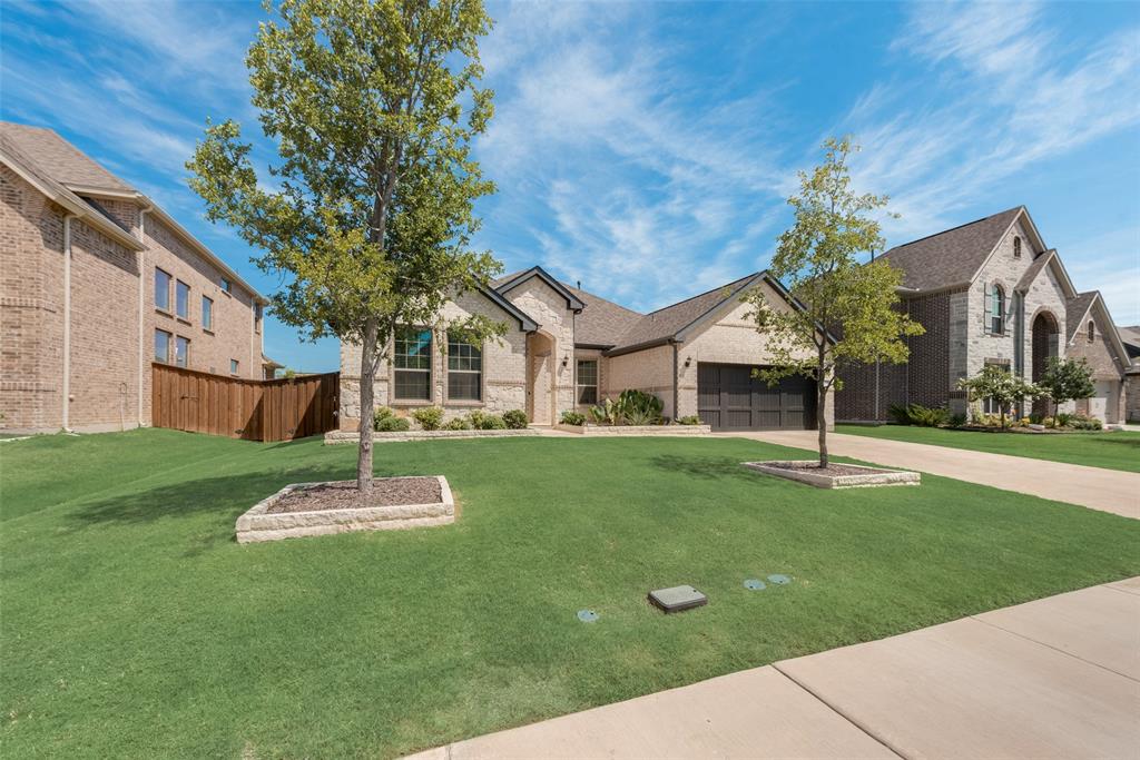 2780 Clearwater Drive Property Photo