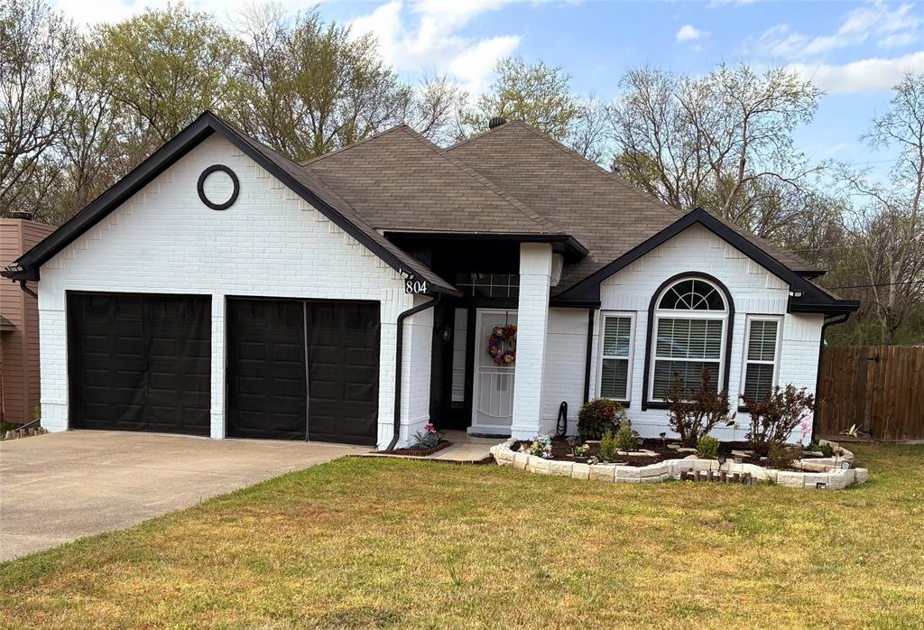 804 Clover Hill Lane Property Photo