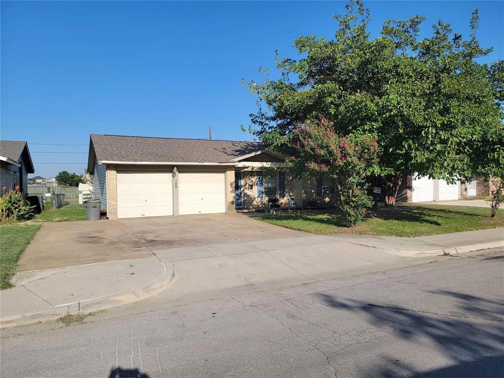 Blue Mound Real Estate Listings Main Image