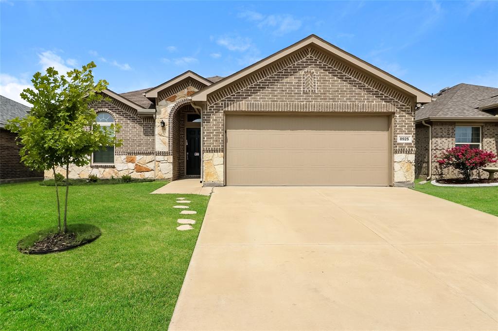 8925 Prairie Dawn Drive Property Photo