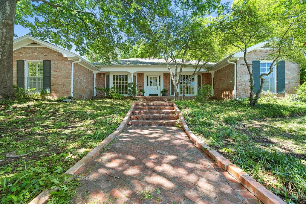 214 Country Club Road Property Photo