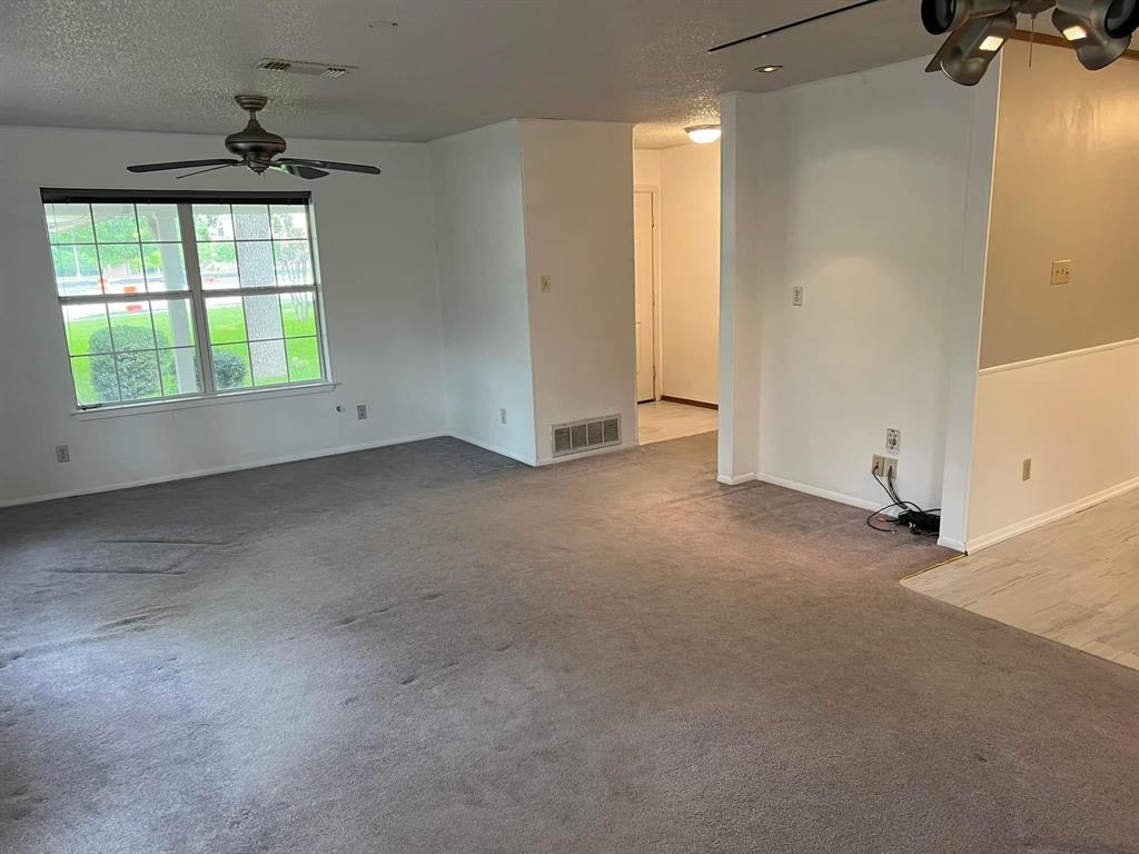 5702 Teasley Lane Property Photo 9