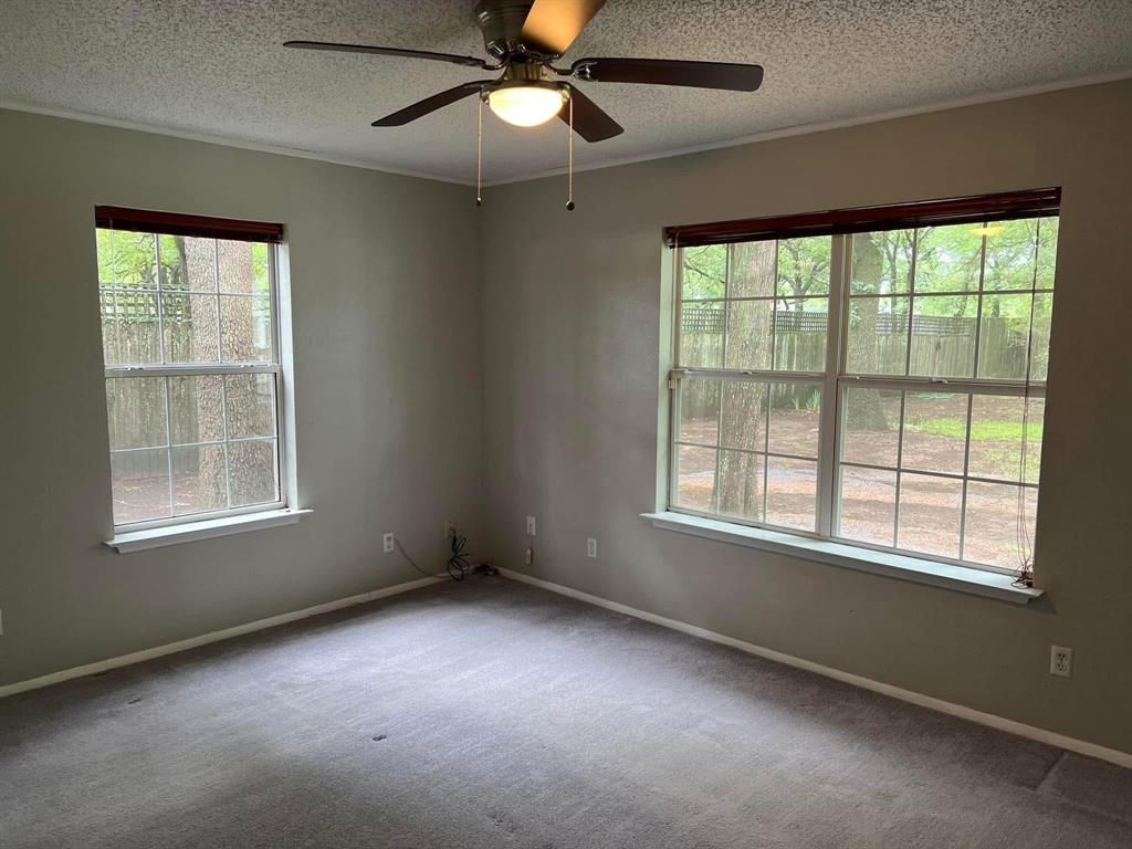 5702 Teasley Lane Property Photo 10