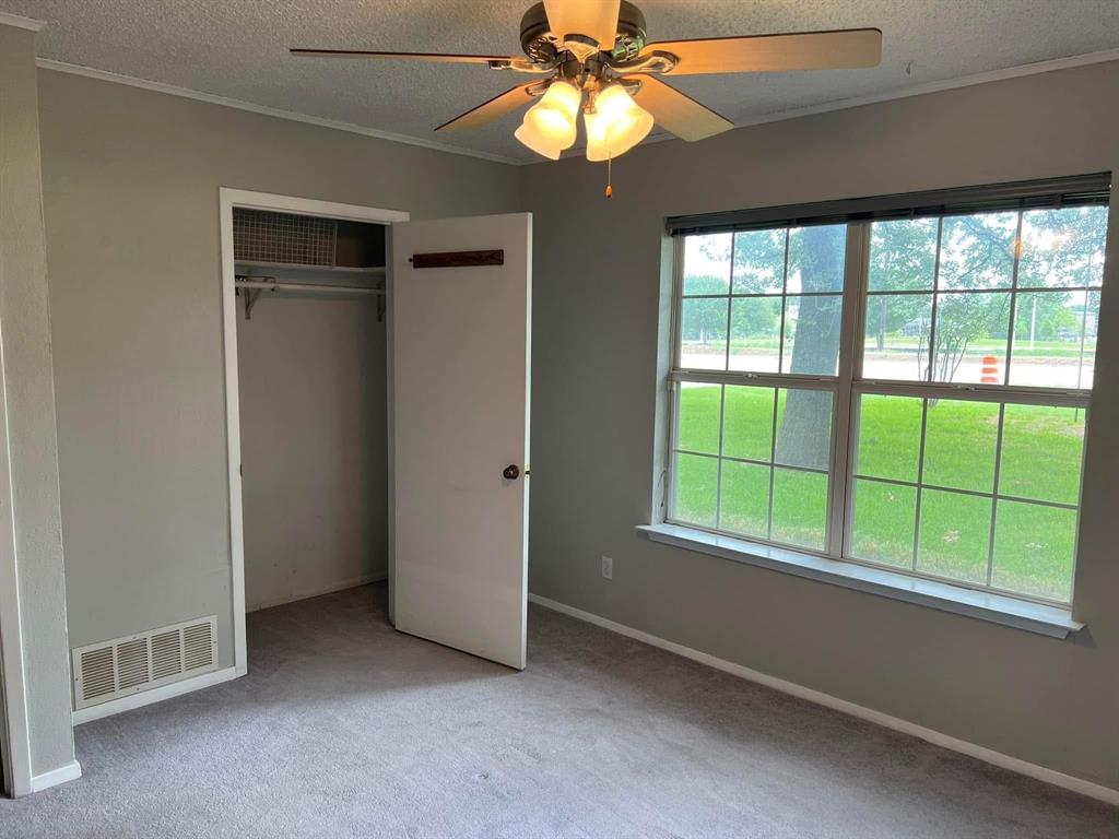 5702 Teasley Lane Property Photo 12