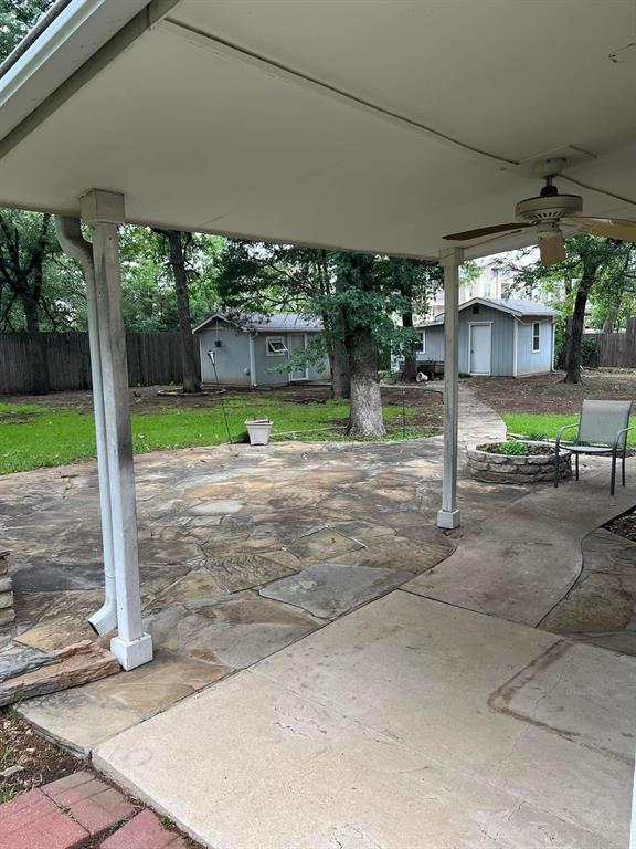 5702 Teasley Lane Property Photo 14