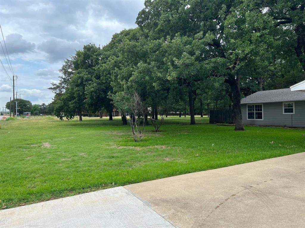 5702 Teasley Lane Property Photo 15