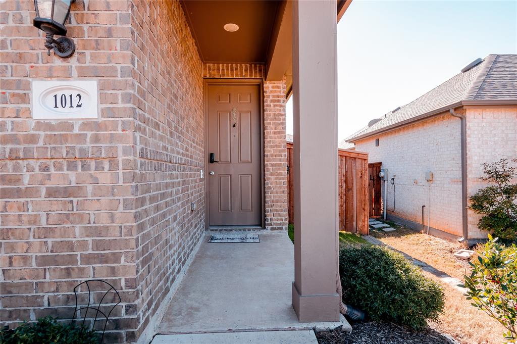 Real Estate Main Image