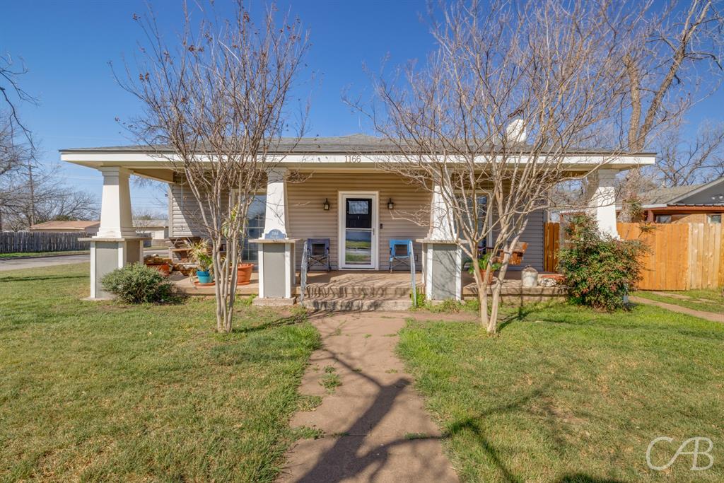 1166 Ross Avenue Property Photo