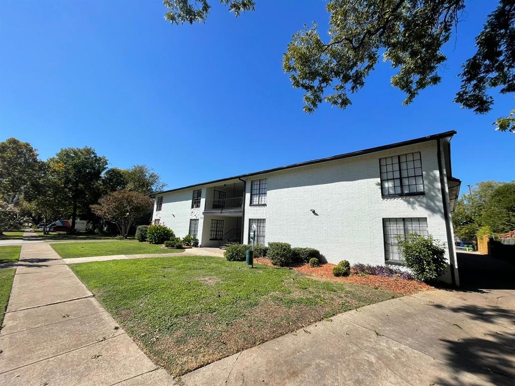 5317 Junius Street Property Photo